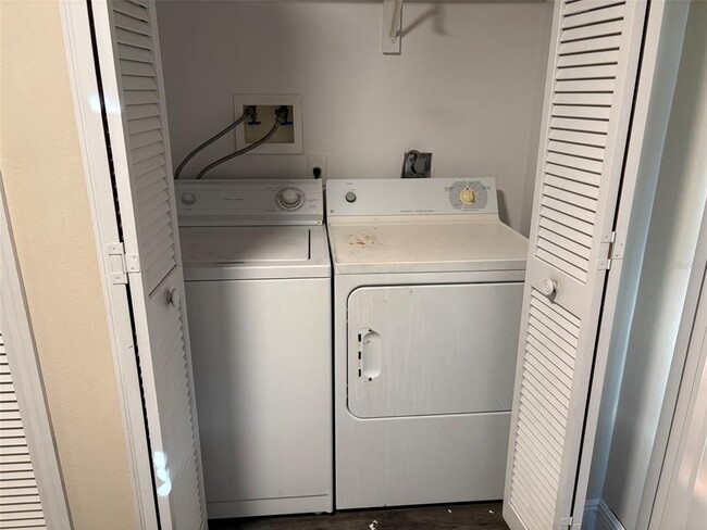 Building Photo - 117 Louisiana Ave