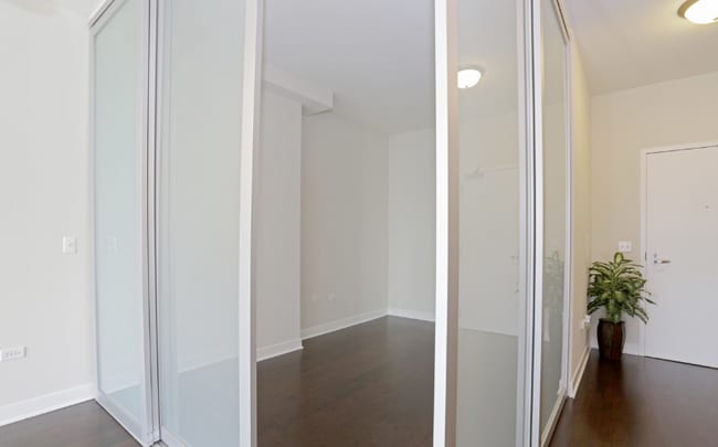 Building Photo - 648 W Wayman St