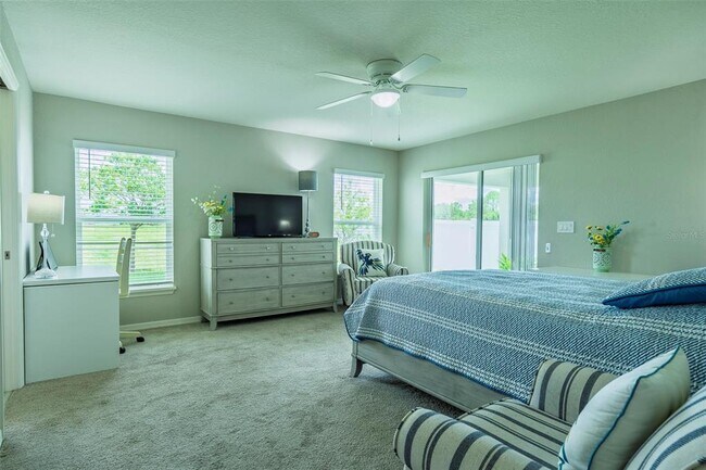 Building Photo - 1289 Cascade Dr