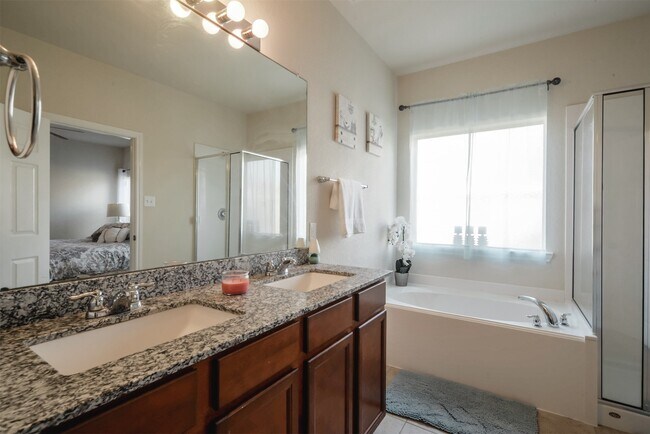 Building Photo - 8730 Sunny Gallop Dr