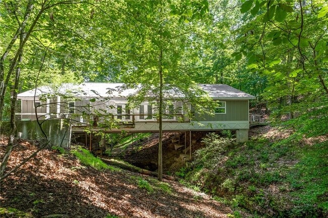 Building Photo - 6567 Tahiti Way