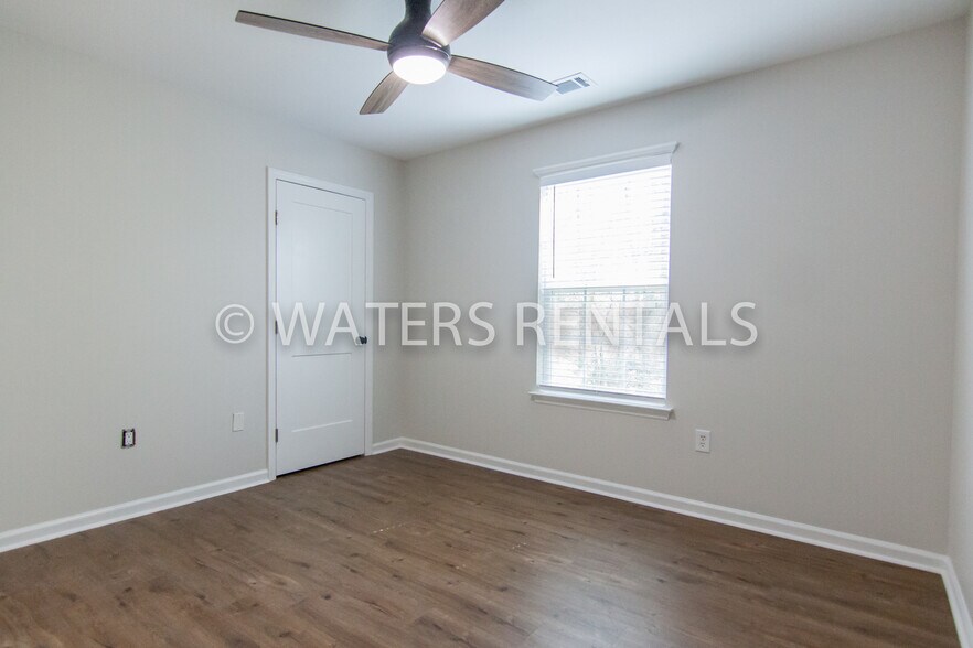 3rd bedroom - 156 Soren Ln