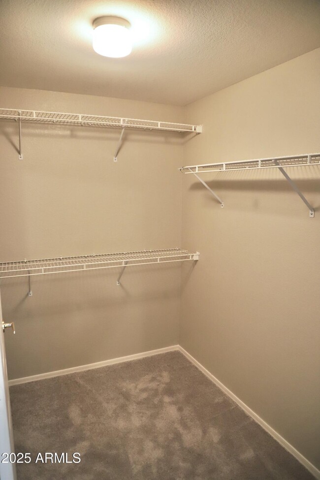 Building Photo - 9555 E Raintree Dr