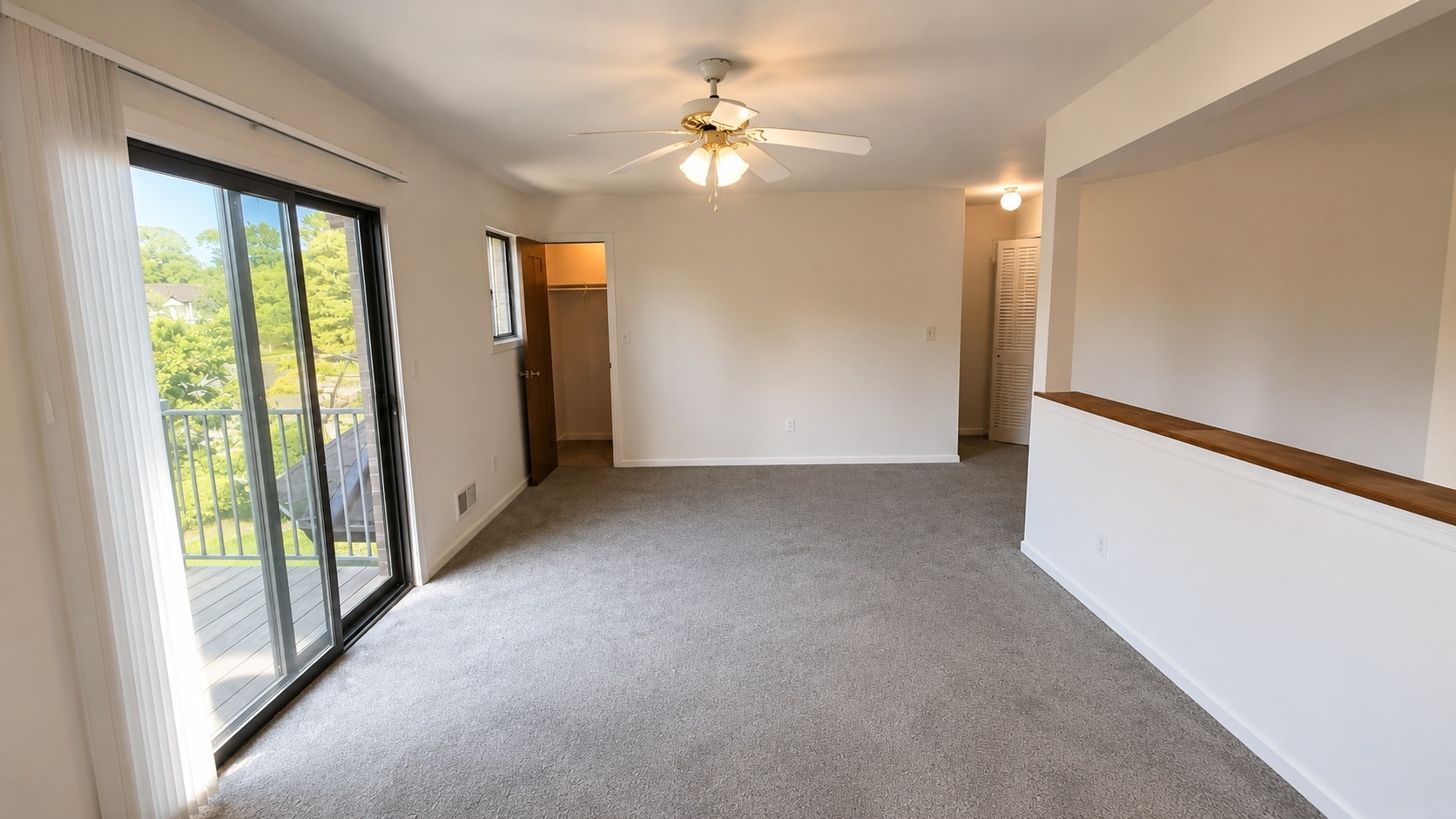 LIVING ROOM - 4116 Birchwood Ct