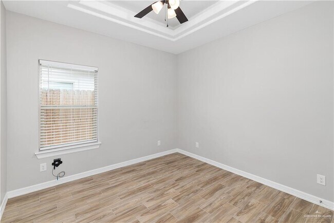 Building Photo - 810 N Blair Ave