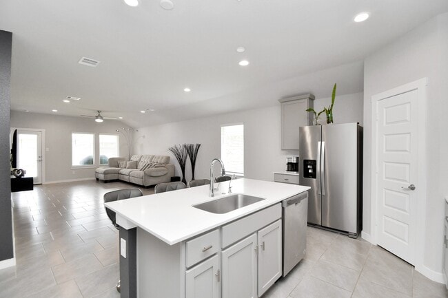 Building Photo - 7431 Teton Creek Trace