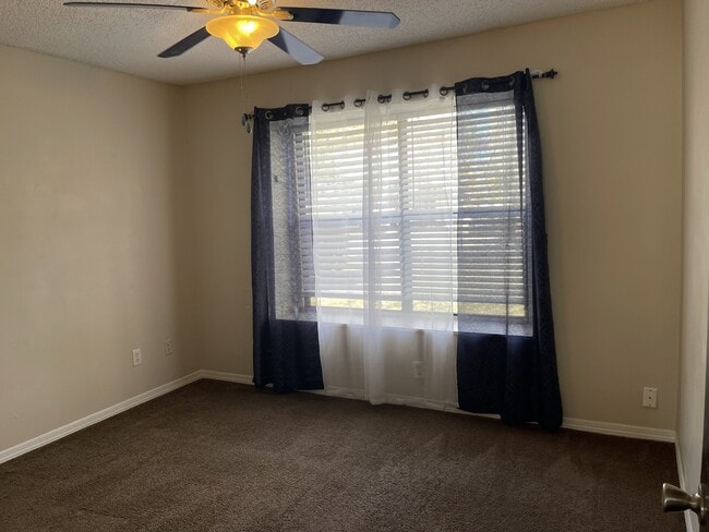 Building Photo - 3638 Lumberjack Cir N