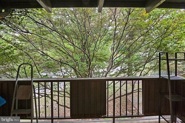 Building Photo - 7857 Enola St