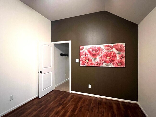 Building Photo - 26203 Ginger Gables Ln