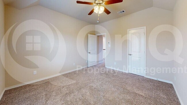 Building Photo - 10221 Levelland Pl