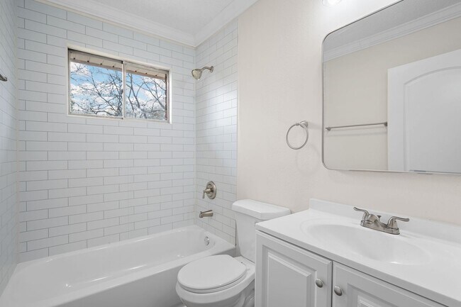 Building Photo - 3336 Gundy Dr