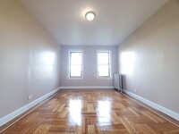 Building Photo - 1 bedroom in BRONX NY 10463