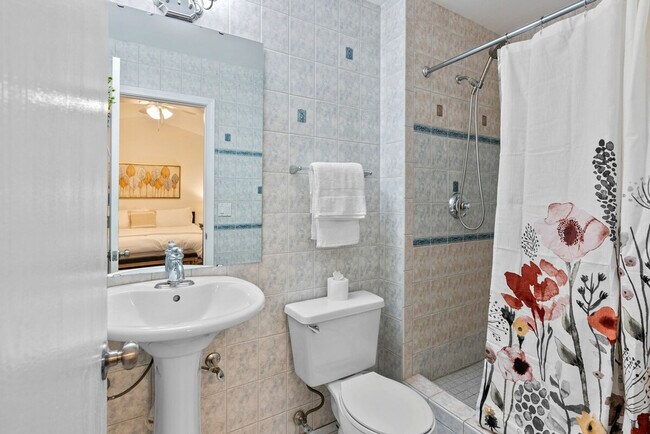 Building Photo - 16401 Baja Ct