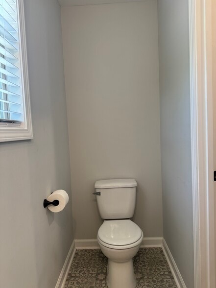 Half-Bath - 704 Crossland Ave