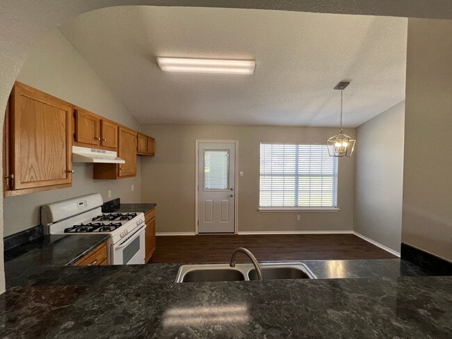 Building Photo - 161 Ridgecrest Dr