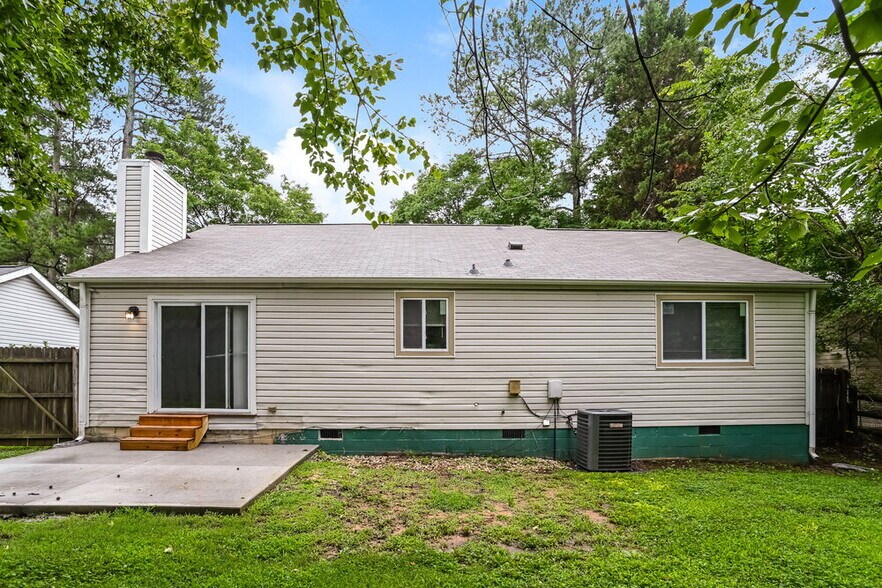 Building Photo - 7719 Mallen Dr