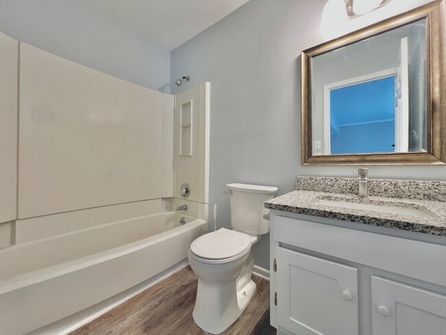 Building Photo - 11187 Harrowfield Rd