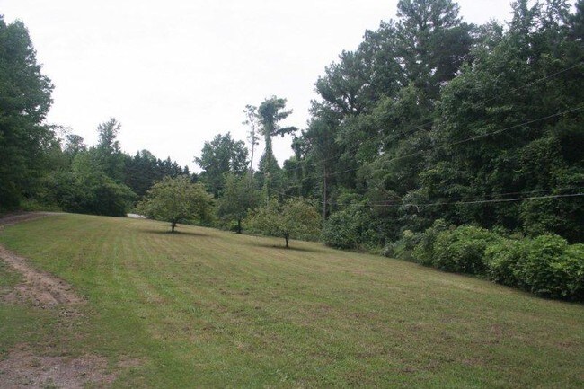 Building Photo - 107 Shannon Dr
