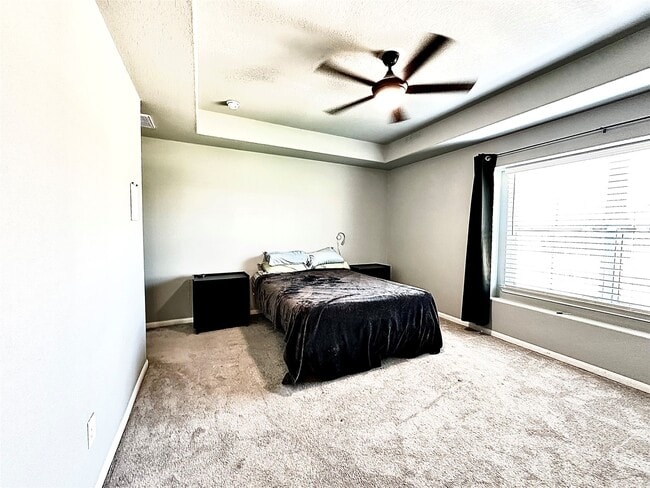 Building Photo - 15218 Loys Coves Ct