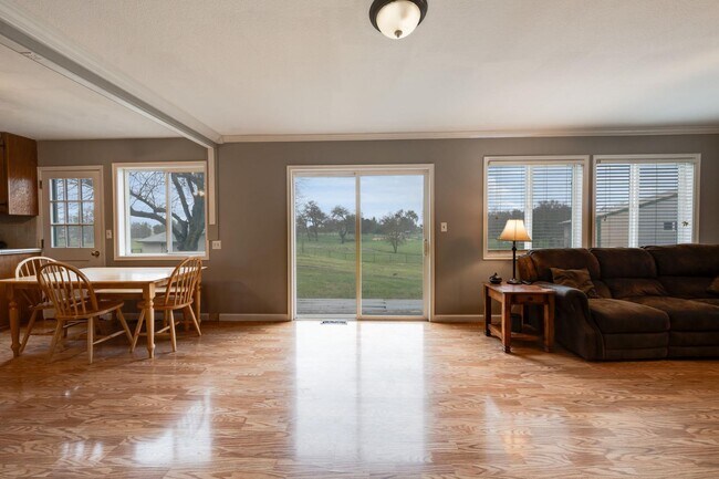 Building Photo - 12707 Leo Ln