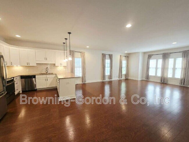 Building Photo - 4017 Elkins Alley