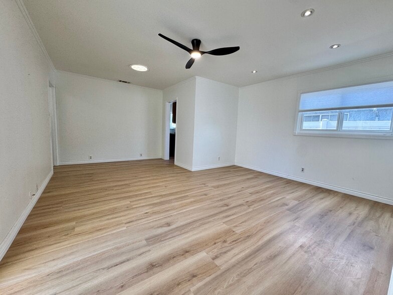 Building Photo - 17032 Falda Ave