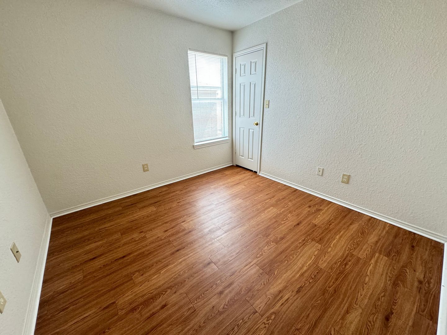 Building Photo - 2808 Cantabrian Dr