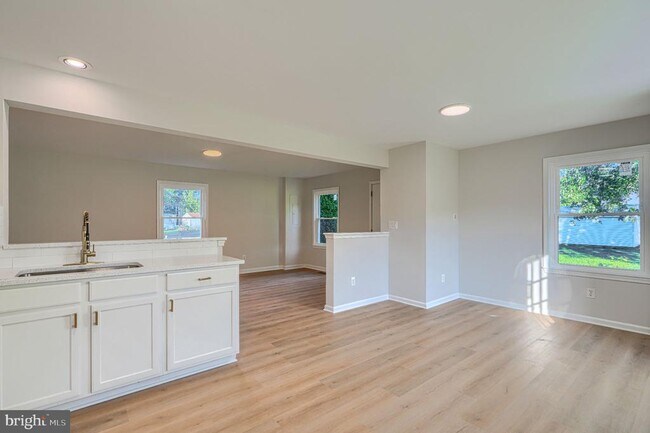 Building Photo - 926 Wampler Rd