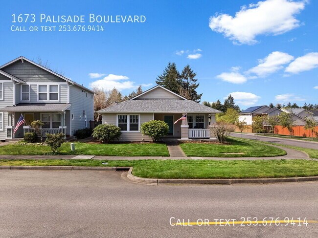 Building Photo - 1673 Palisade Blvd