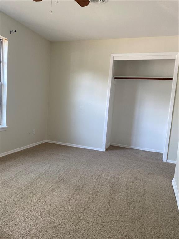 Building Photo - 1616 Glencrest Dr