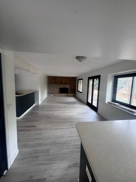 Building Photo - 5568 S Ouray St
