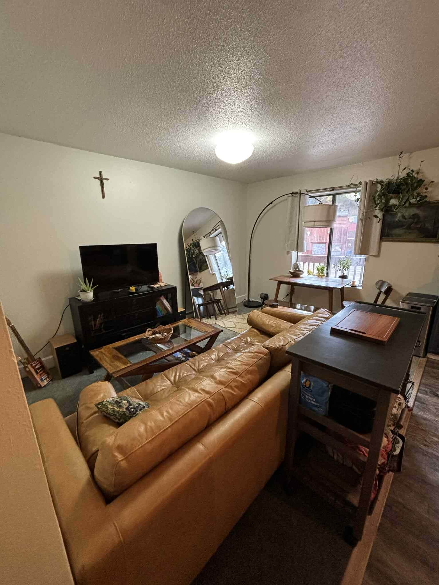 Living - 332 E Main St