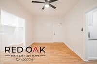 Building Photo - 1839 W 12th St