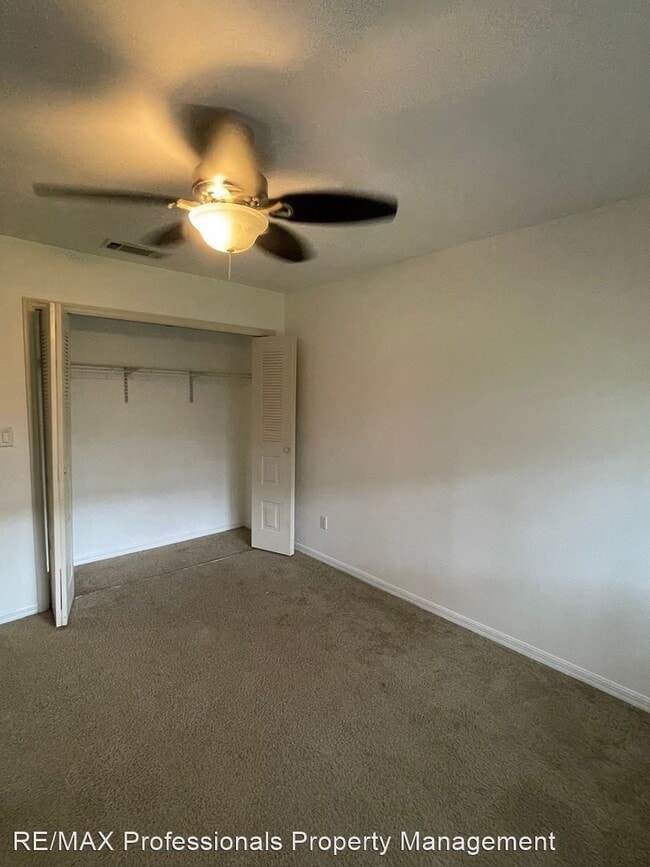 Building Photo - 3 br, 2.5 bath House - 3752 NW 55th Place