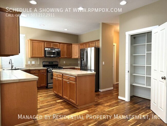 Building Photo - 12490 SW Winterview Dr