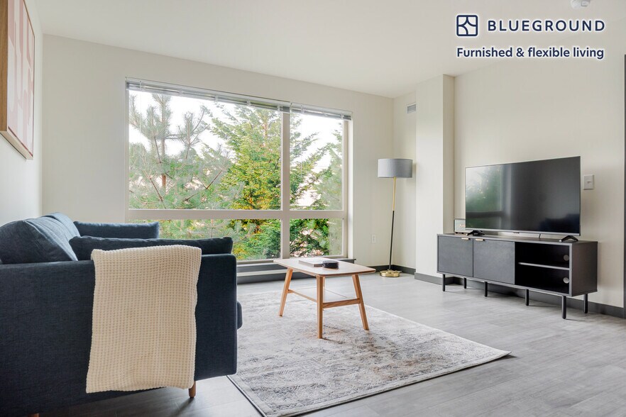 Building Photo - 15522 Northeast 22nd Place-SI FL3-ID904