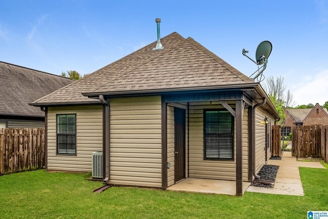 Building Photo - 8323 Miller Pl