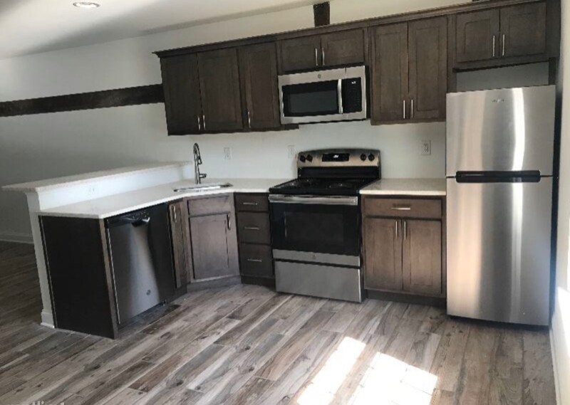 Building Photo - 2282 New Holland Pike