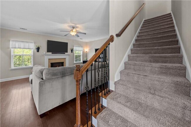Building Photo - Flexible Space for Every Lifestyle! 4 Bedrooms Plus Loft & Bonus Room in Richmond Hill, GA