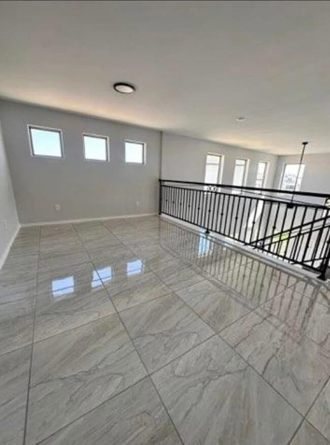 Building Photo - 2501 Galloway Dr