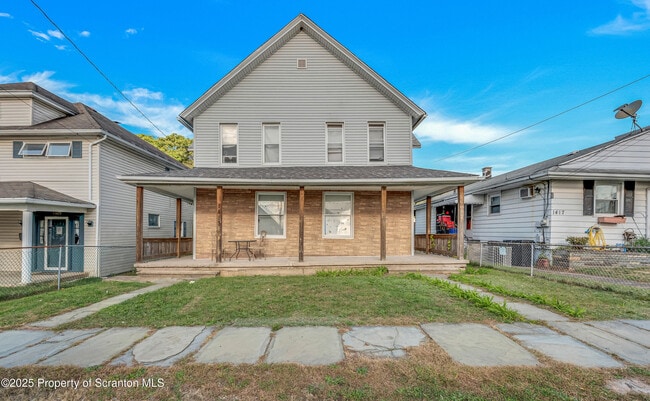 Primary Photo - 1413-1415 N Lincoln Ave