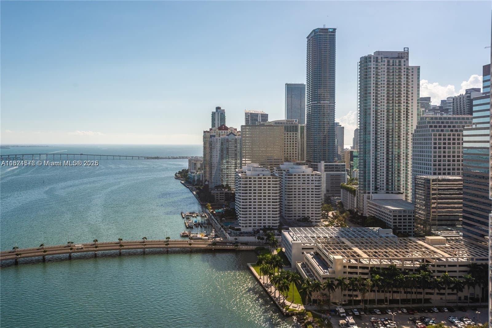 Building Photo - 901 Brickell Key