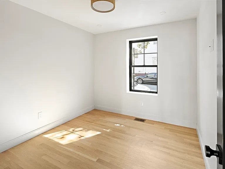 Building Photo - 99 5th St