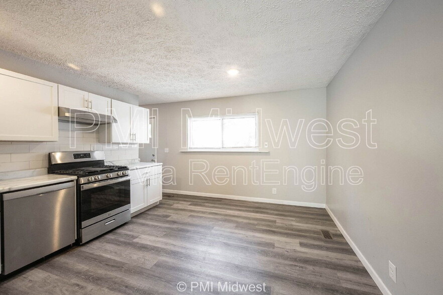 Building Photo - 4350 Dubarry Rd