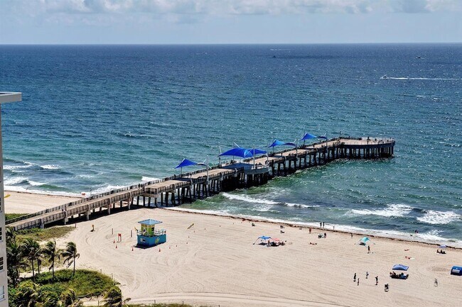 Building Photo - 111 N Pompano Beach Blvd