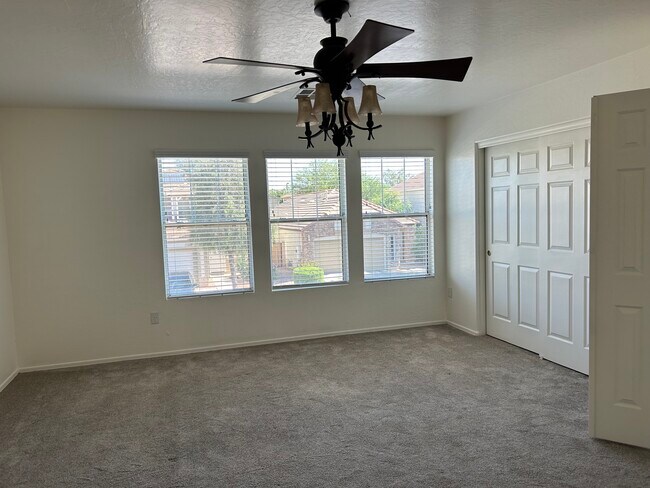 Building Photo - 13435 W Berridge Ln