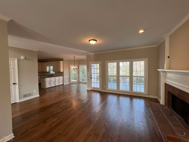 Building Photo - 10575 Aviary Dr