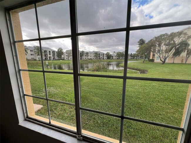 Building Photo - 4101 San Marino Blvd