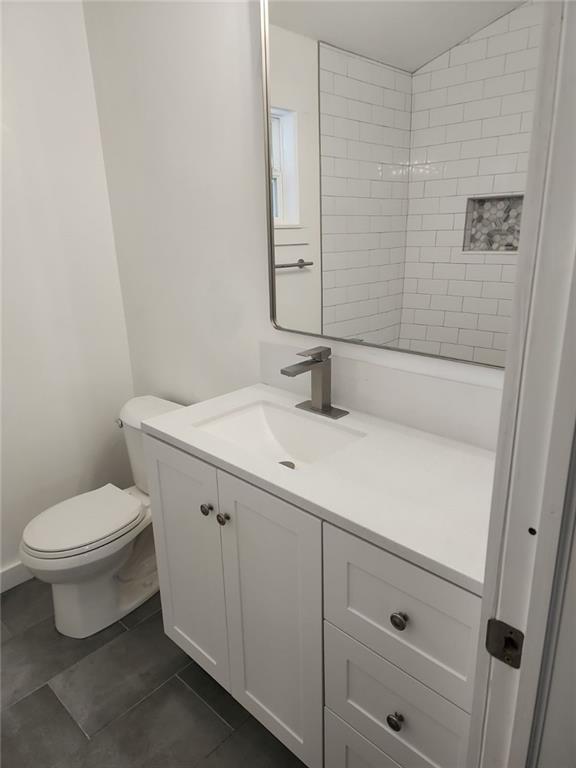 Building Photo - 2037 Lively Ridge Rd NE