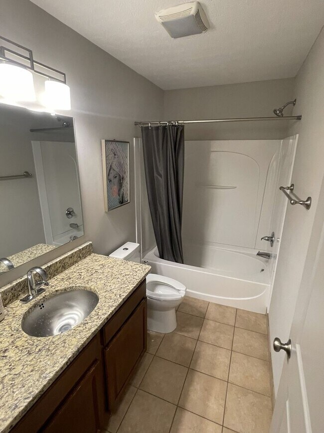 Building Photo - 94 Mcmillen